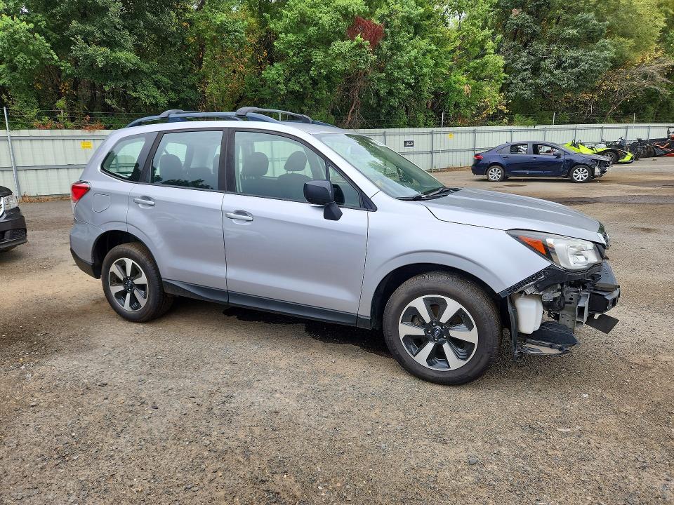 65690086 :رقم المزاد ، JF2SJABC3HH549175 vin ، 2017 Subaru Forester مزاد بيع