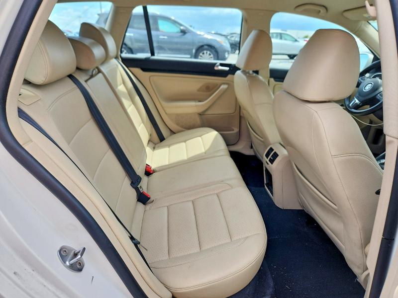66495116 :رقم المزاد ، 3VWPL7AJ6CM681673 vin ، 2012 Volkswagen Jetta مزاد بيع