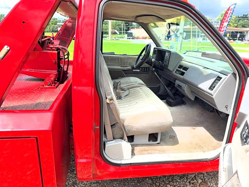 Продажа на аукционе авто 1994 Chevrolet Gmt-400, vin: 1GBJC34NXRE254354, номер лота: 63932586