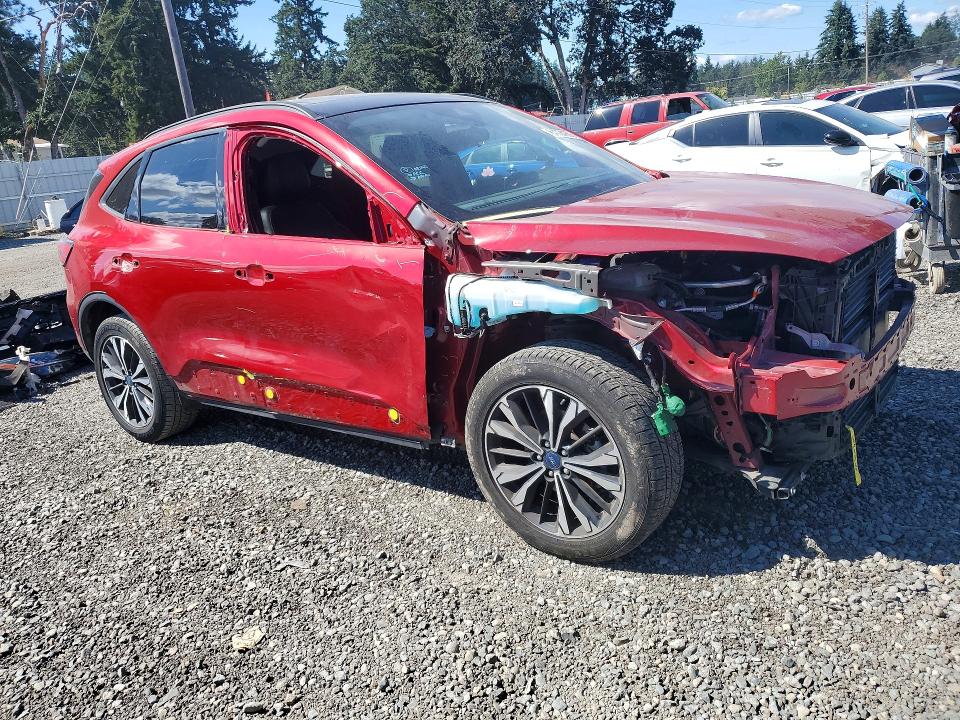 Продажа на аукционе авто 2022 Ford Escape, vin: 1FMCU9H92NUB98388, номер лота: 64724256