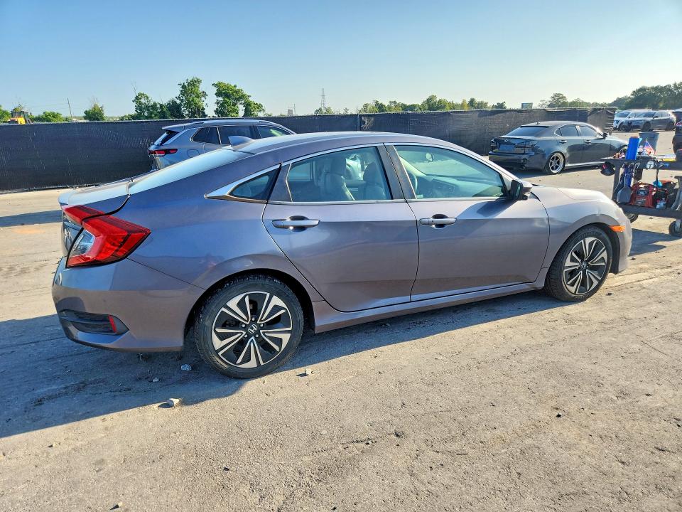 64833586 :رقم المزاد ، 2HGFC1F30GH640273 vin ، 2016 Honda Civic مزاد بيع