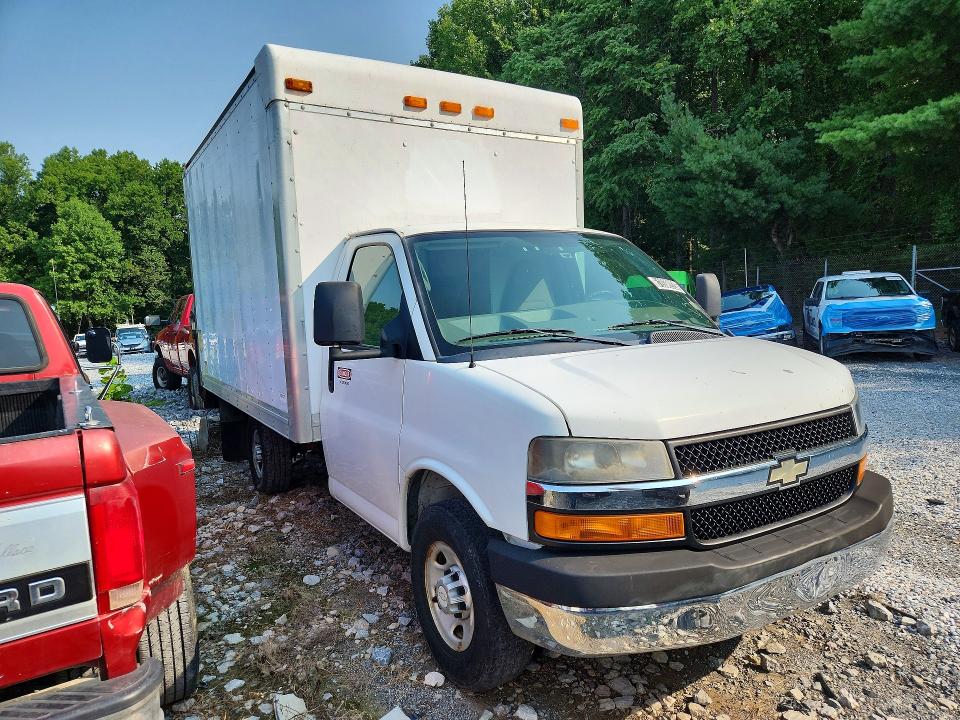 2010 Chevrolet Express მანქანა იყიდება აუქციონზე, vin: 1GB3G2AA0A1175151, აუქციონის ნომერი: 61930926