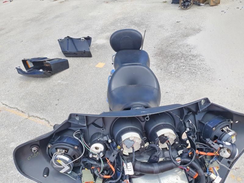 67174956 :رقم المزاد ، 1HD1KAV116Y662331 vin ، 2006 Harley-davidson Flhx مزاد بيع