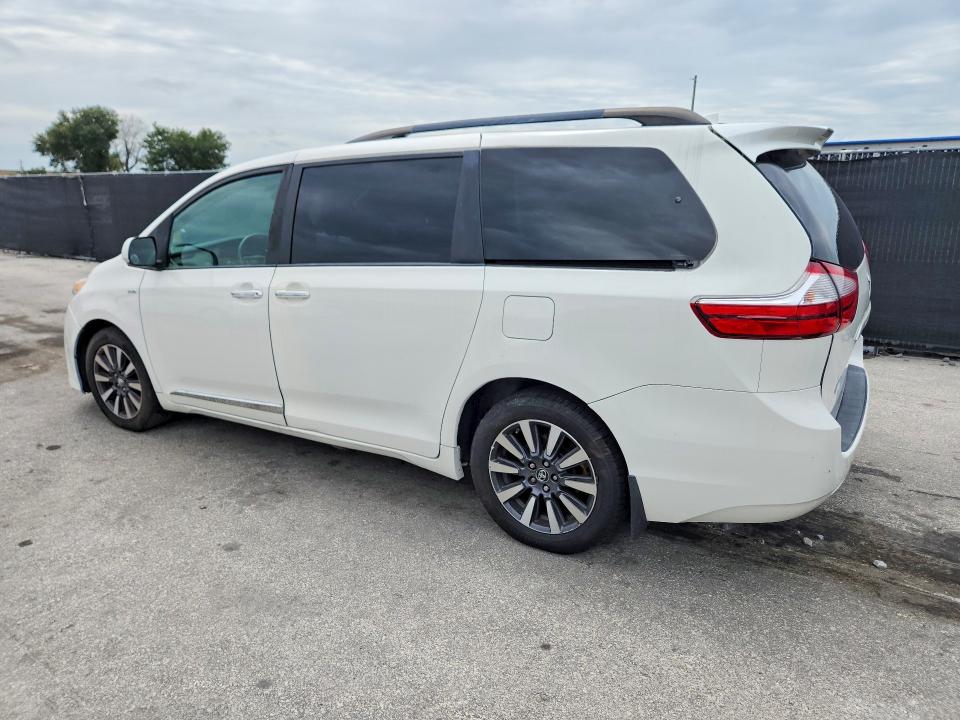 Продажа на аукционе авто 2019 Toyota Sienna, vin: 5TDDZ3DC9KS226292, номер лота: 63579646