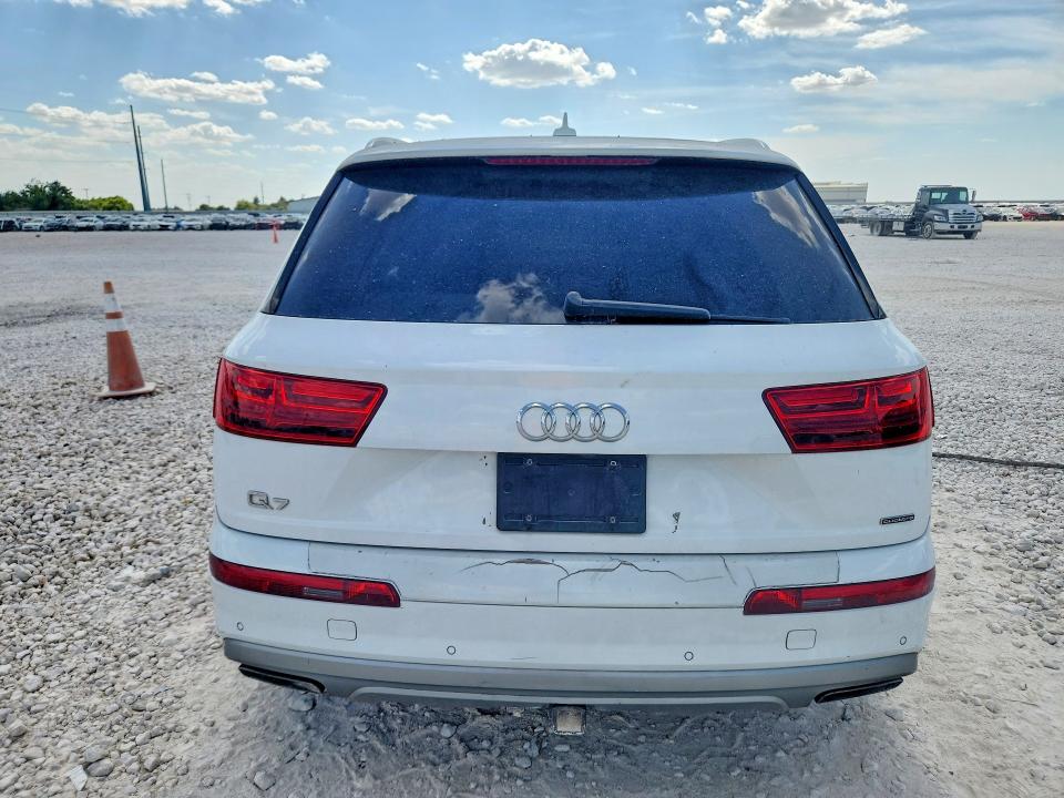 65891836 :رقم المزاد ، WA1LHAF70KD043274 vin ، 2019 Audi Q7 مزاد بيع