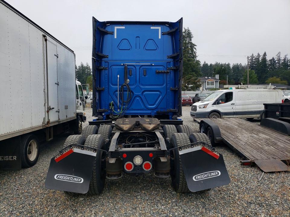 Продажа на аукционе авто 2022 Freightliner Cascadia 126, vin: 3AKJHHDR9NSNA2136, номер лота: 65536816