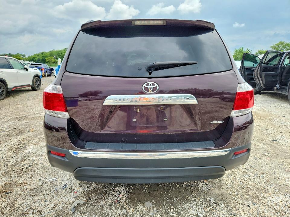 Продажа на аукционе авто 2012 Toyota Highlander, vin: 5TDBK3EH6CS114279, номер лота: 65405756