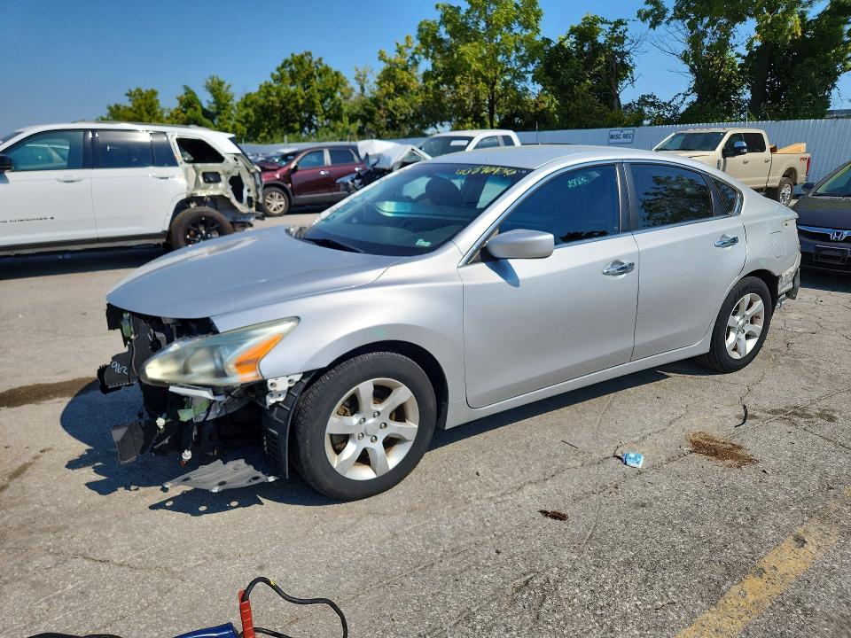 Продаж на аукціоні авто 2015 Nissan Altima, vin: 1N4AL3AP2FC173265, номер лоту: 66890936