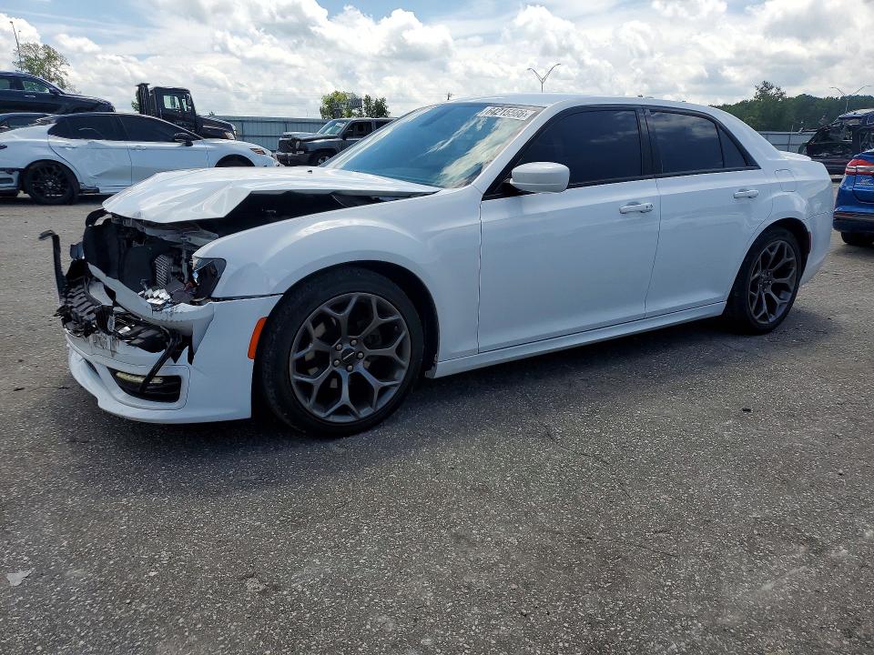 Aukcja sprzedaży 2017 Chrysler 300, vin: 2C3CCABG4HH667623, numer aukcji: 64215566
