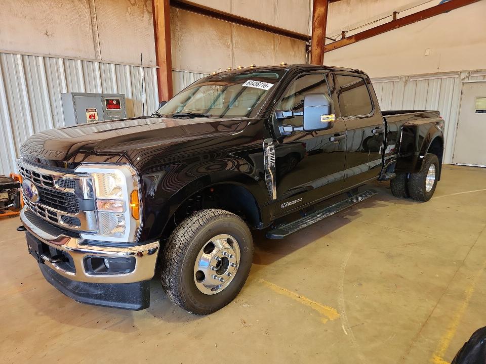 64436716 :رقم المزاد ، 1FT8W3DT8TED99030 vin ، 2026 Ford F350 مزاد بيع