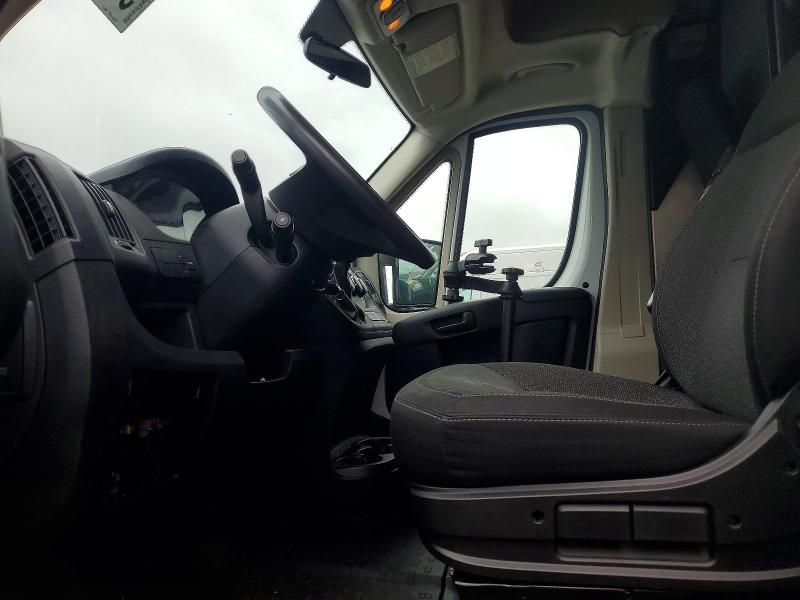 68436926 :رقم المزاد ، 3C6TRVDG7GE128073 vin ، 2016 Ram Promaster 2500 مزاد بيع