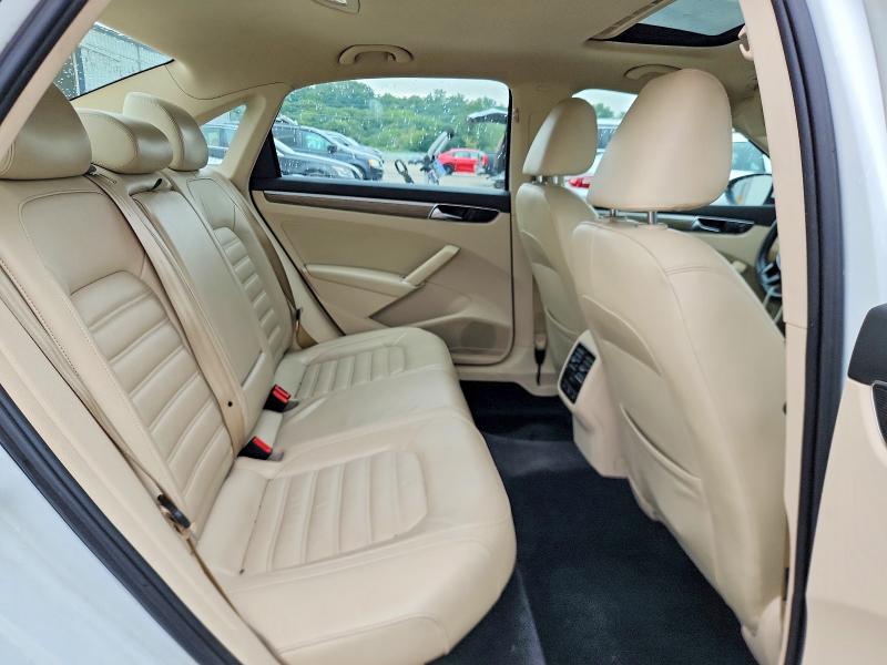 Продаж на аукціоні авто 2016 Volkswagen Passat, vin: 1VWCT7A31GC070084, номер лоту: 65035666