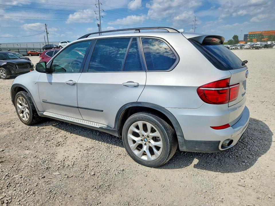 66835026 :رقم المزاد ، 5UXZV4C51BL409311 vin ، 2011 Bmw X5 مزاد بيع