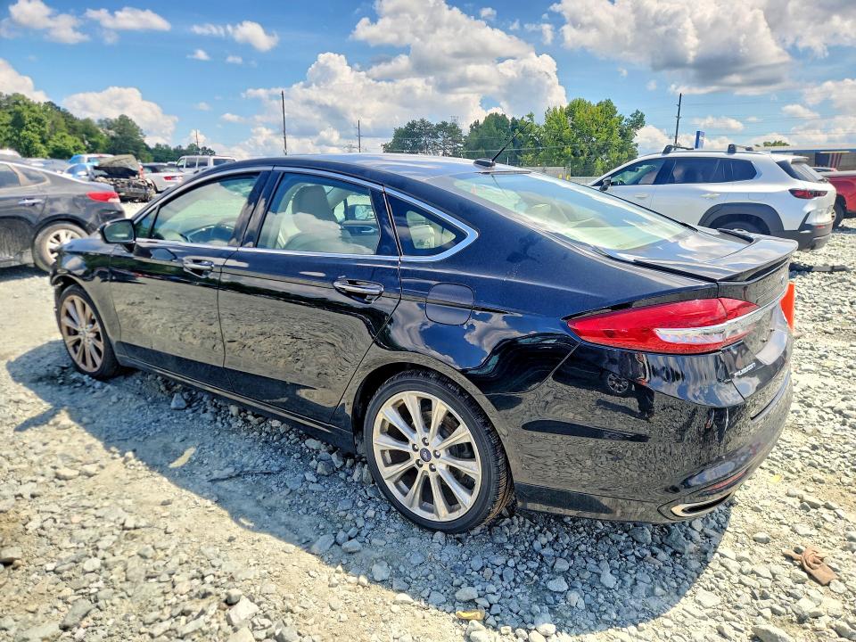 65640896 :رقم المزاد ، 3FA6P0D99HR293347 vin ، 2017 Ford Fusion مزاد بيع