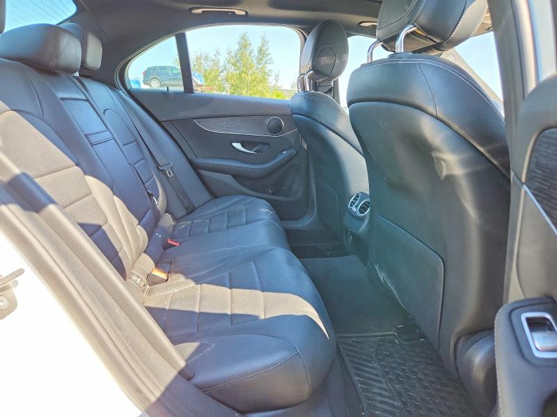 63428426 :رقم المزاد ، W1KWF8EB5MR621338 vin ، 2021 Mercedes-benz C مزاد بيع