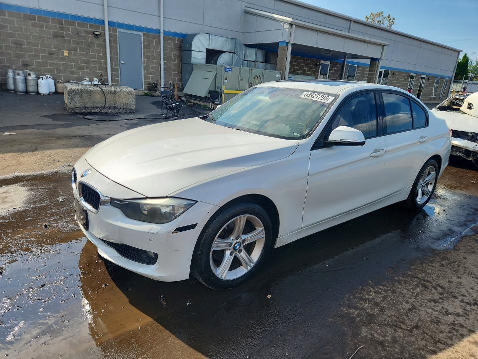 2013 Bmw 328 მანქანა იყიდება აუქციონზე, vin: WBA3B5C56DF590328, აუქციონის ნომერი: 65927796