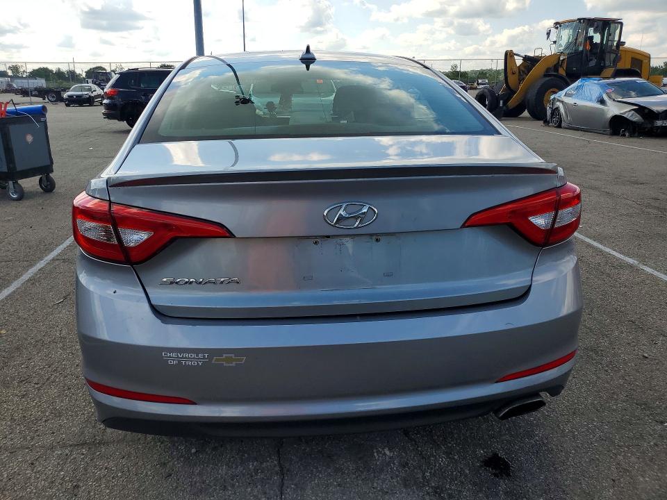 2015 Hyundai Sonata მანქანა იყიდება აუქციონზე, vin: 5NPE24AFXFH183462, აუქციონის ნომერი: 63952596