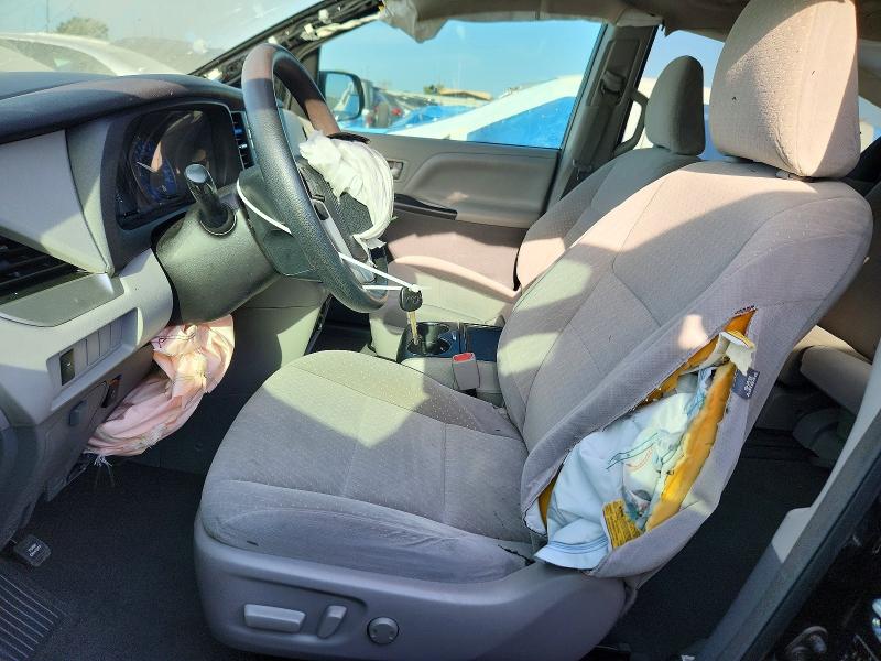 63836436 :رقم المزاد ، 5TDKZ3DC5KS008471 vin ، 2019 Toyota Sienna مزاد بيع