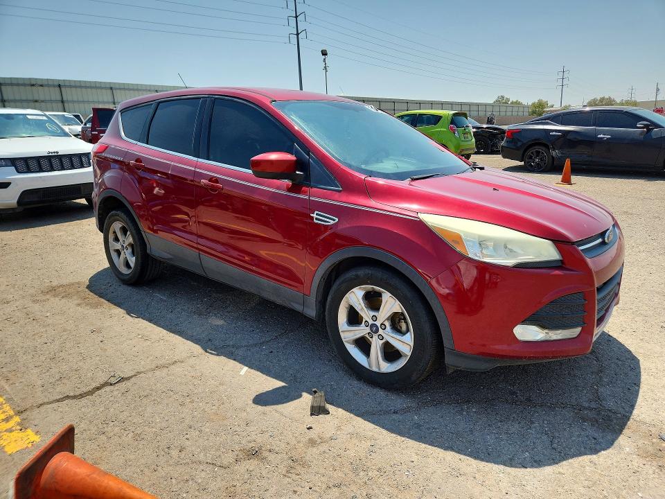 2015 Ford Escape მანქანა იყიდება აუქციონზე, vin: 1FMCU0GX3FUB62187, აუქციონის ნომერი: 64411696