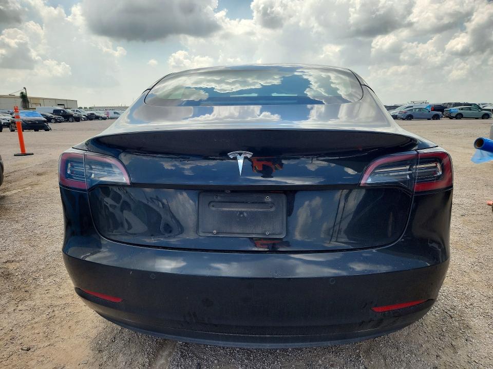 2022 Tesla Model 3 მანქანა იყიდება აუქციონზე, vin: 5YJ3E1EA7NF187719, აუქციონის ნომერი: 63419806