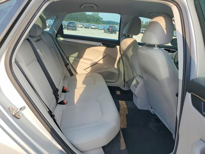 Продаж на аукціоні авто 2018 Volkswagen Passat, vin: 1VWAA7A32JC033372, номер лоту: 63585856