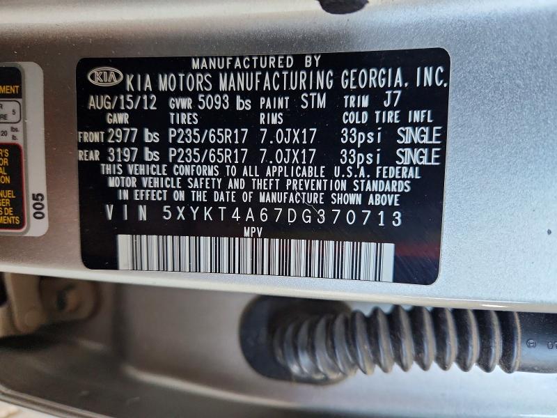 2013 Kia Sorento მანქანა იყიდება აუქციონზე, vin: 5XYKT4A67DG370713, აუქციონის ნომერი: 63935516