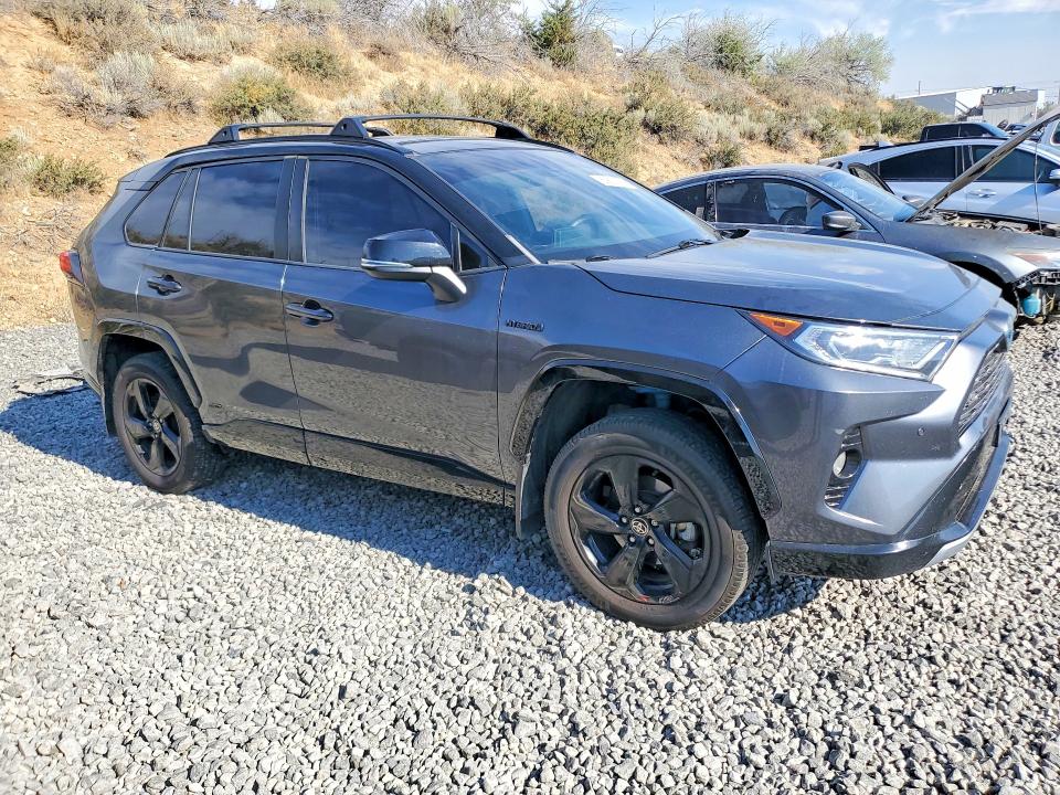 Продажа на аукционе авто 2021 Toyota Rav4, vin: 4T3E6RFV4MU033256, номер лота: 63600916