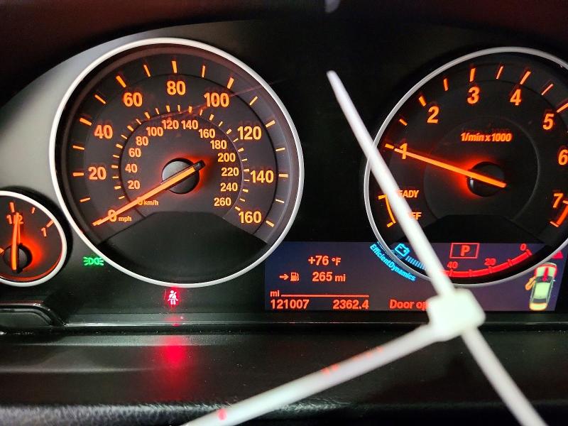 64067816 :رقم المزاد ، WBA3A5G50FNS85512 vin ، 2015 Bmw 328 مزاد بيع