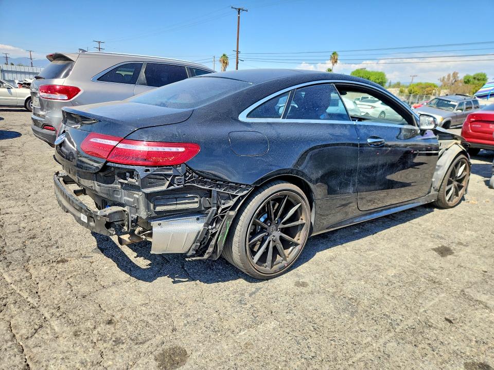 66254326 :رقم المزاد ، WDD1J6FB6JF021520 vin ، 2018 Mercedes-benz E مزاد بيع