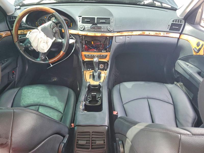 63722586 :رقم المزاد ، WDBUF56X28B212351 vin ، 2008 Mercedes-benz E مزاد بيع