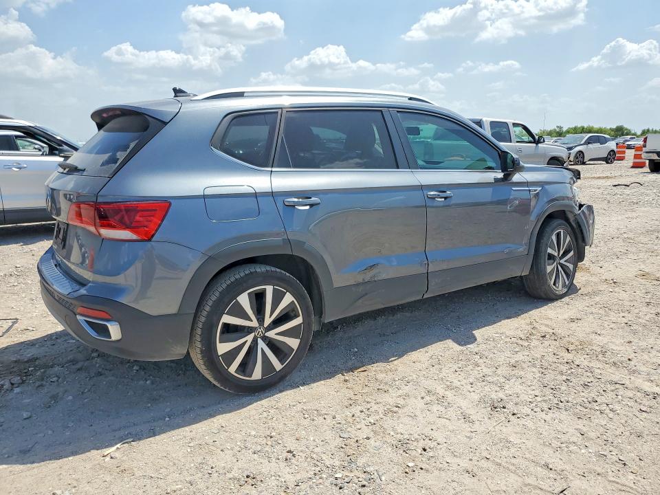 2022 Volkswagen Taos მანქანა იყიდება აუქციონზე, vin: 3VVRX7B27NM060633, აუქციონის ნომერი: 66062906