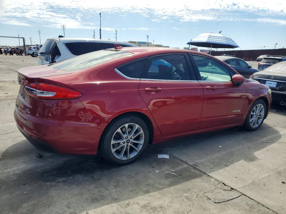 Продажа на аукционе авто 2019 Ford Fusion, vin: 3FA6P0LU6KR242417, номер лота: 67036536