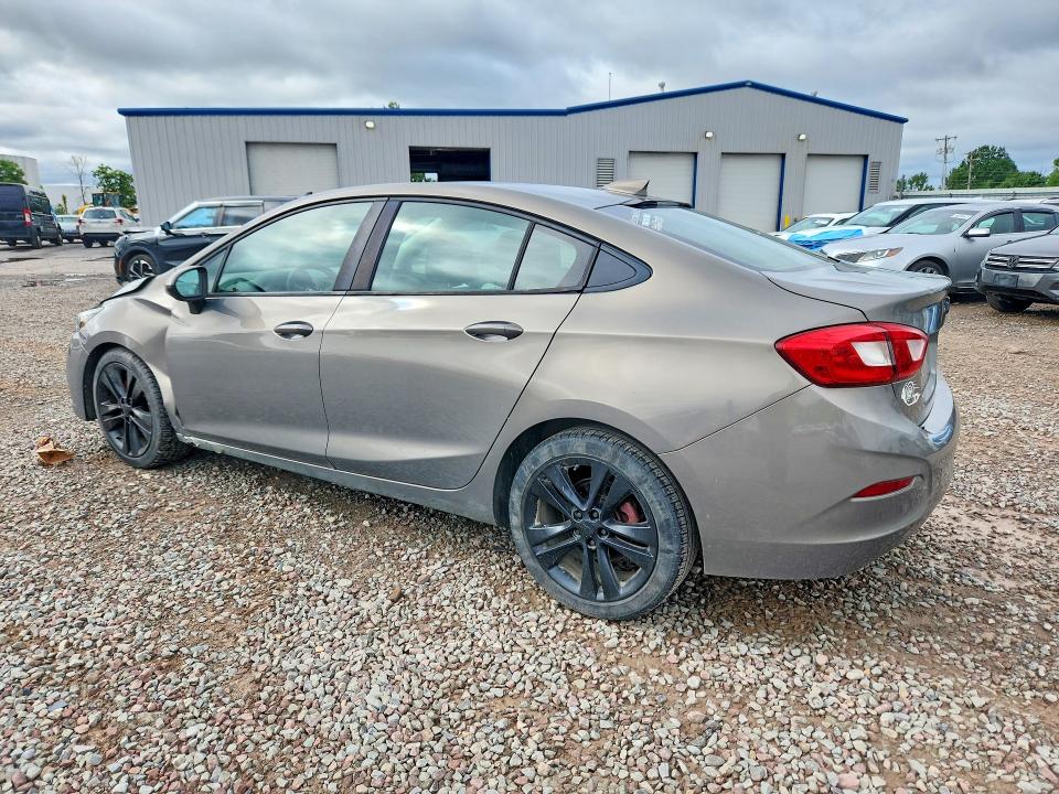 2018 Chevrolet Cruze მანქანა იყიდება აუქციონზე, vin: 1G1BE5SM4J7214028, აუქციონის ნომერი: 63347006