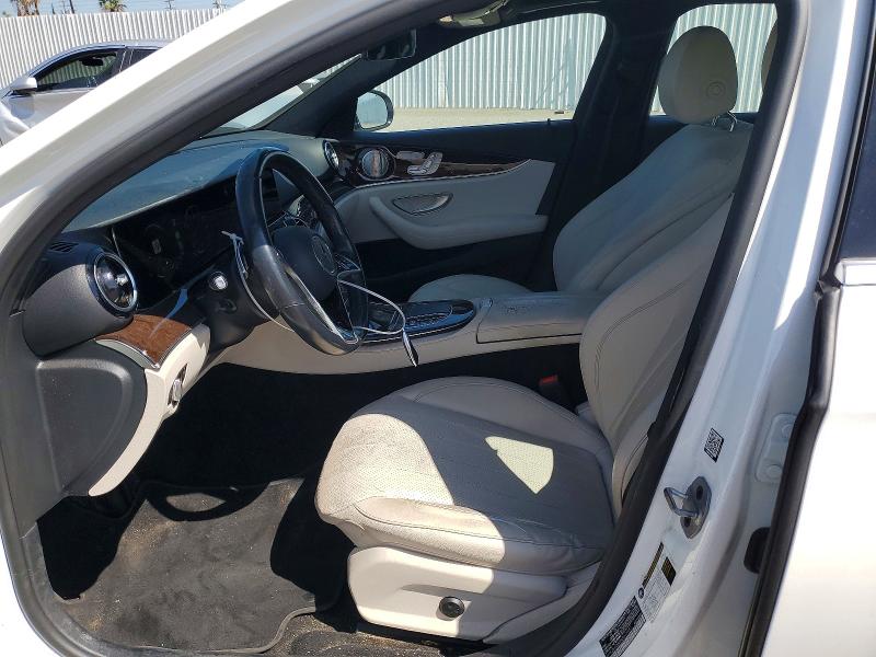 Продажа на аукционе авто 2022 Mercedes-benz E, vin: W1KZF8DB4NB012587, номер лота: 65945496