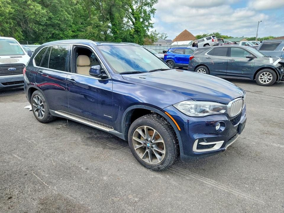 64718336 :رقم المزاد ، 5UXKR0C35H0V73183 vin ، 2017 Bmw X5 مزاد بيع