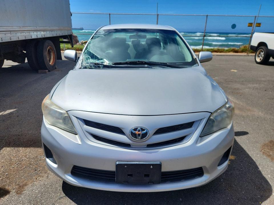 66262336 :رقم المزاد ، 2T1BU4EE9BC731575 vin ، 2011 Toyota Corolla مزاد بيع