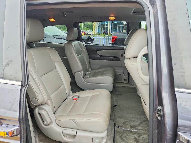 63673626 :رقم المزاد ، 5FNRL5H67GB055545 vin ، 2016 Honda Odyssey مزاد بيع