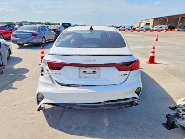 63896996 :رقم المزاد ، 3KPF54AD8RE717559 vin ، 2024 Kia Forte مزاد بيع