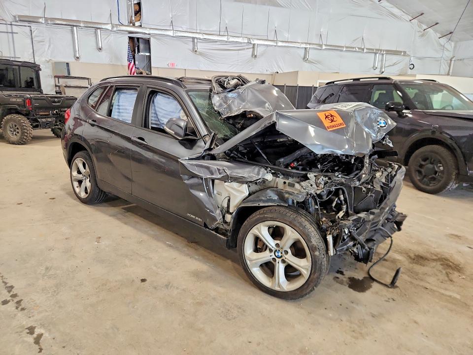 2014 Bmw X1 მანქანა იყიდება აუქციონზე, vin: WBAVM5C52EVV93298, აუქციონის ნომერი: 64391146