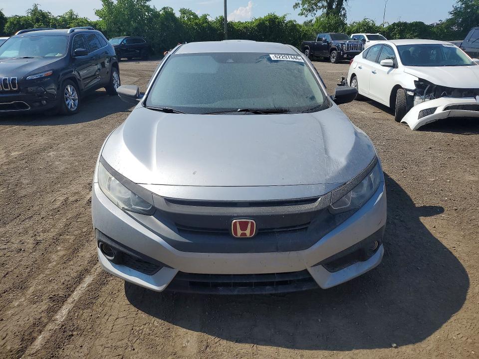62297446 :رقم المزاد ، 2HGFC2F66JH039182 vin ، 2018 Honda Civic مزاد بيع