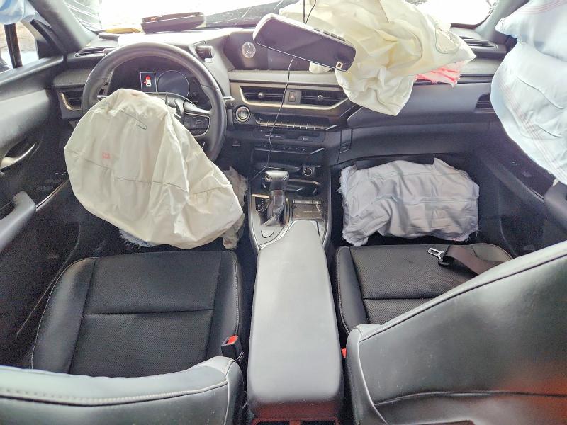63843006 :رقم المزاد ، JTHP3JBH2M2033170 vin ، 2021 Lexus Ux مزاد بيع
