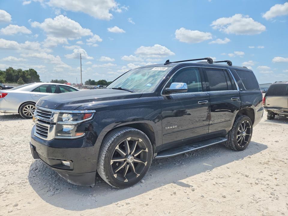 64121286 :رقم المزاد ، 1GNSCCKC4FR649191 vin ، 2015 Chevrolet Tahoe مزاد بيع