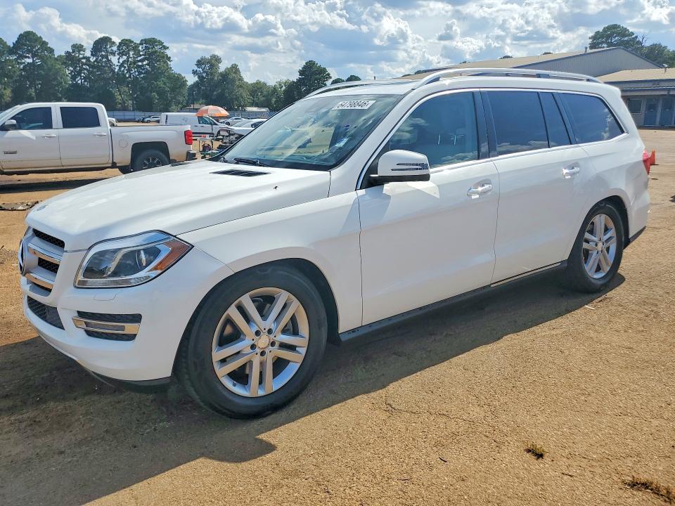 64798846 :رقم المزاد ، 4JGDF2EE9FA521054 vin ، 2015 Mercedes-benz Gl مزاد بيع