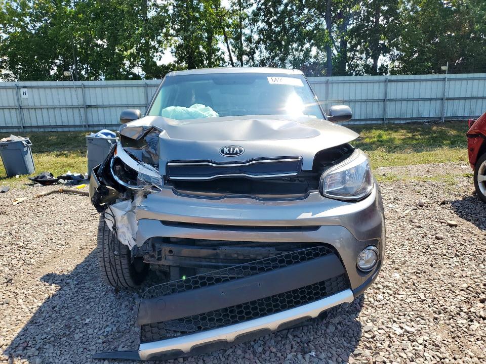 Продаж на аукціоні авто 2018 Kia Soul, vin: KNDJP3A58J7506230, номер лоту: 64961106