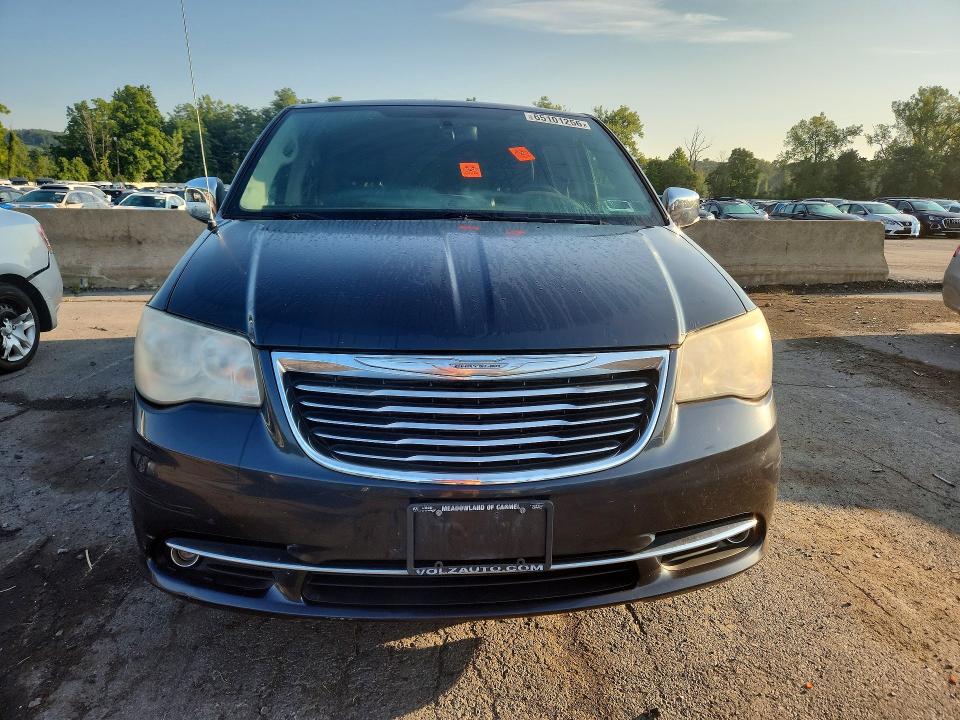 65101256 :رقم المزاد ، 2C4RC1CG1ER250163 vin ، 2014 Chrysler Town & Country مزاد بيع
