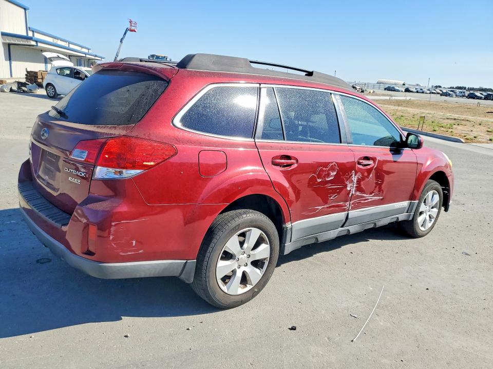 2011 Subaru Outback მანქანა იყიდება აუქციონზე, vin: 4S4BRBGC8B3370748, აუქციონის ნომერი: 65690956