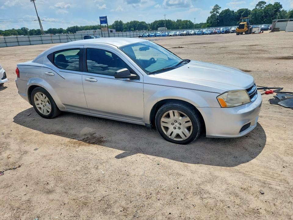 64941706 :رقم المزاد ، 1C3CDZAB6CN103134 vin ، 2012 Dodge Avenger مزاد بيع
