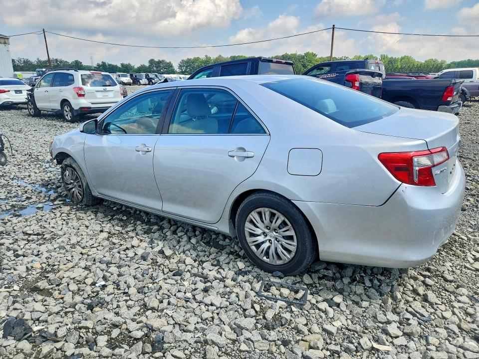 2014 Toyota Camry მანქანა იყიდება აუქციონზე, vin: 4T4BF1FK2ER343867, აუქციონის ნომერი: 64006286