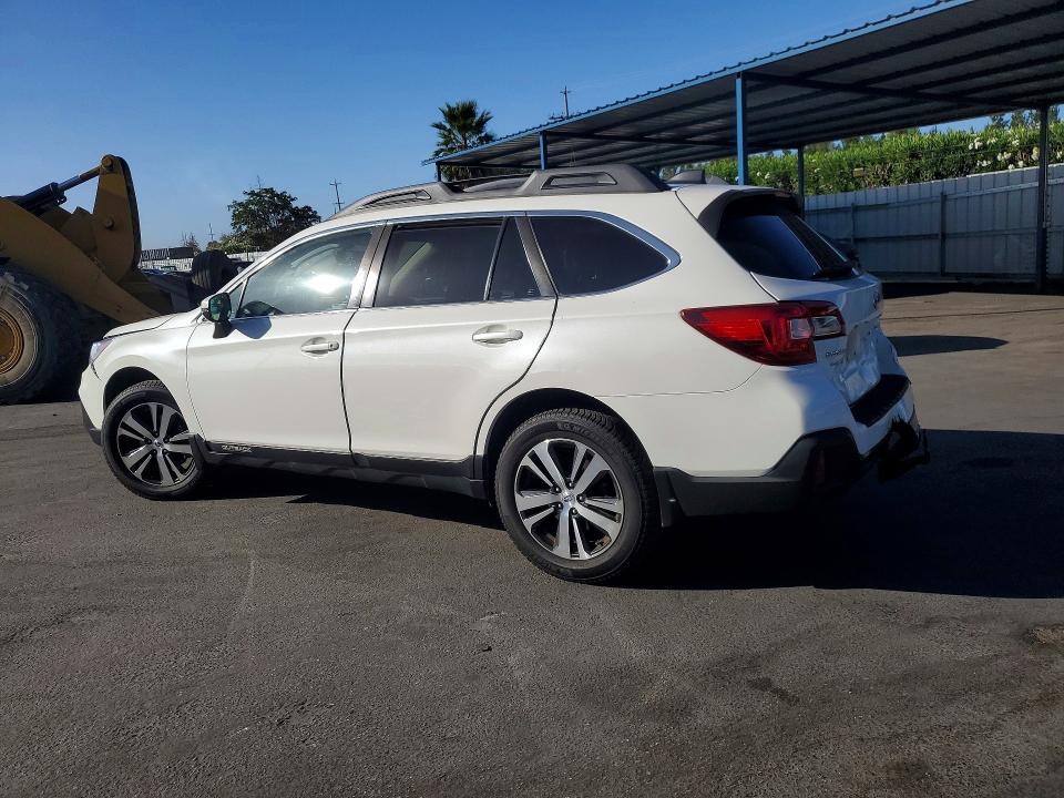 63540156 :رقم المزاد ، 4S4BSANCXJ3240731 vin ، 2018 Subaru Outback مزاد بيع