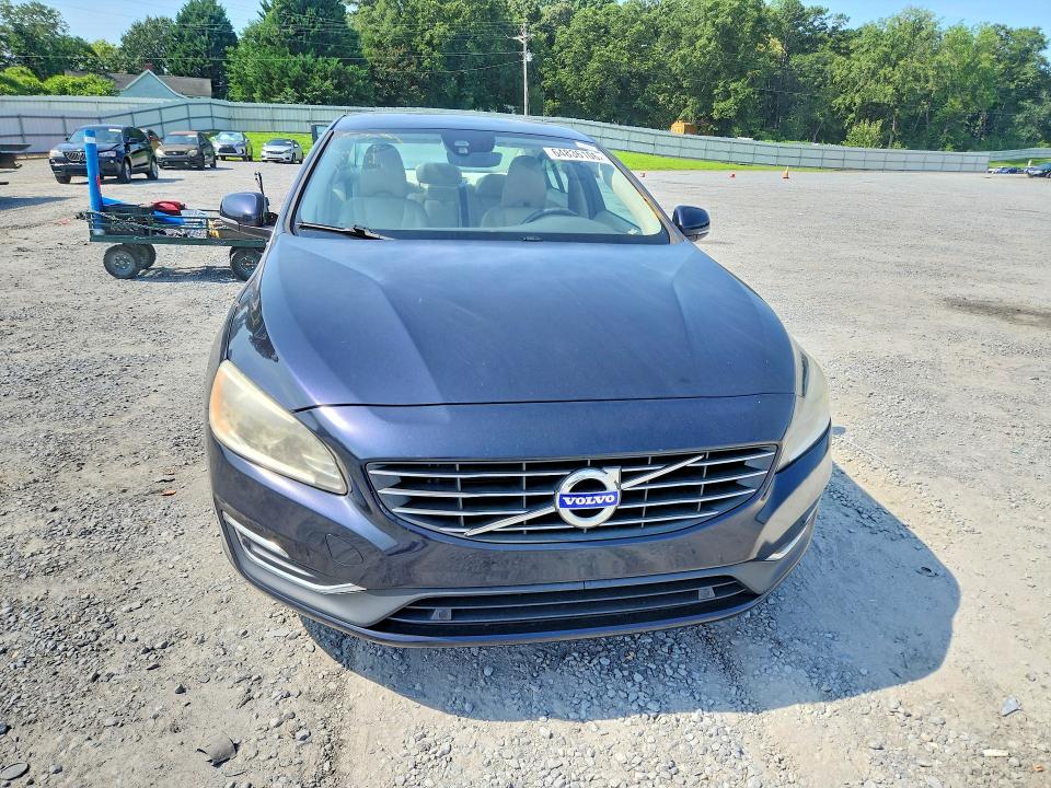 Продажа на аукционе авто 2016 Volvo S60, vin: YV126MFK0G2400186, номер лота: 64836106